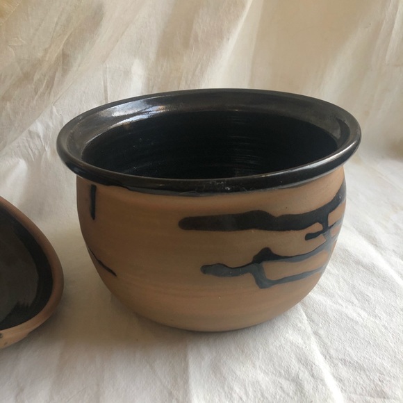 7.5” Handmade Pottery Container - Picture 6 of 6